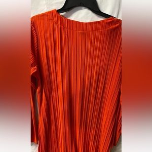 scoop nwot large top and medium bottom scoop set nwt